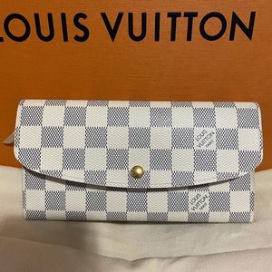 Louis Vuitton Emilie Damier Wallet